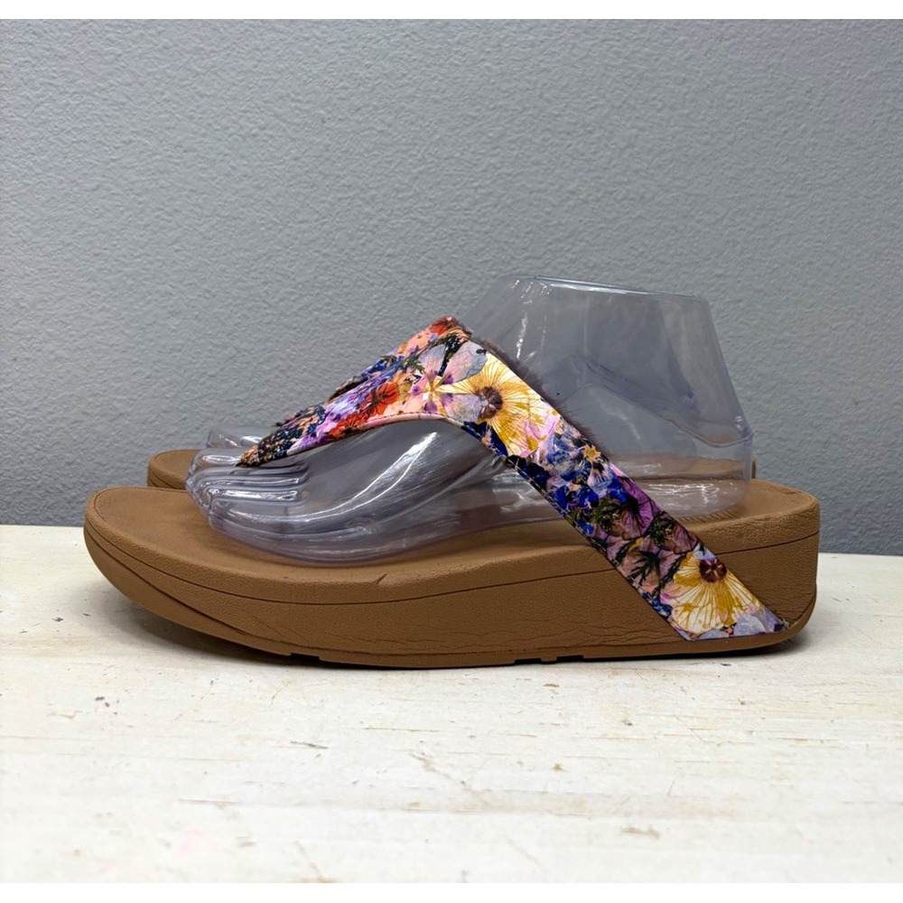 FitFlop Lottie Floral Thong Sandals 10